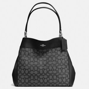 💯🆕Coach Lexy Shoulder bag